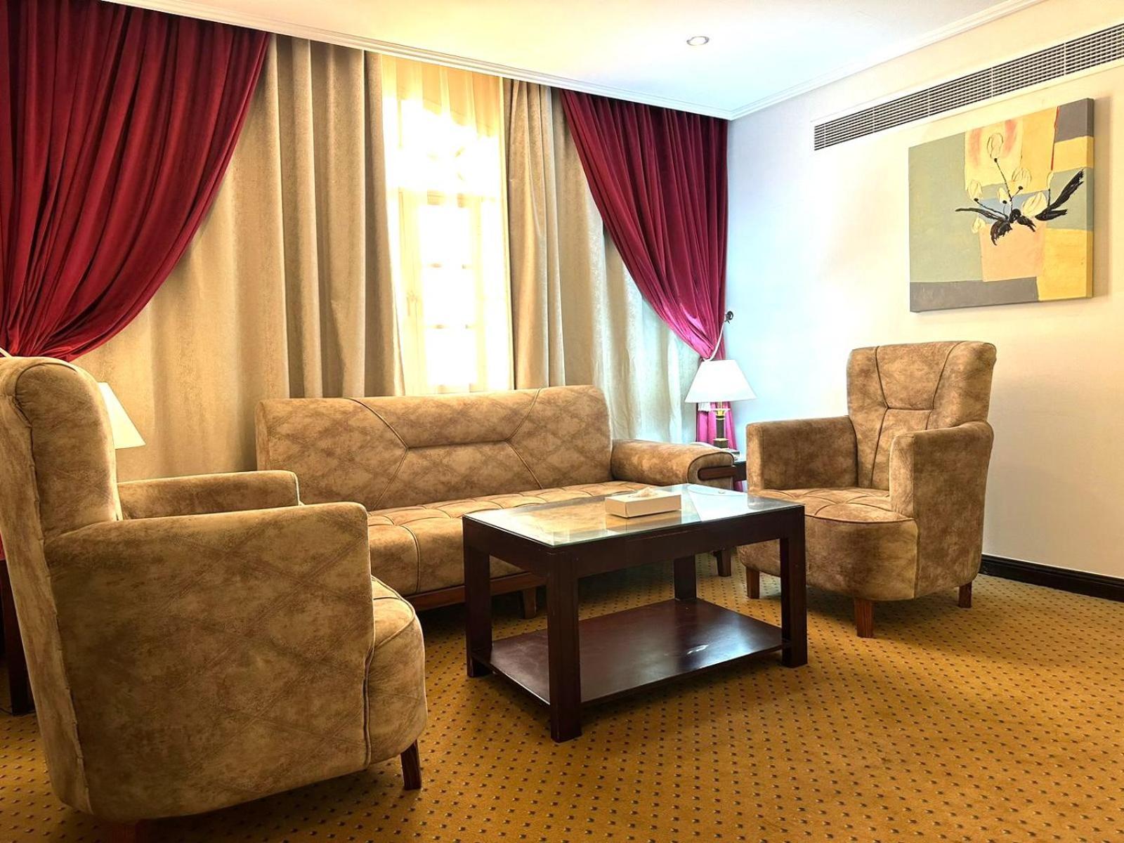 Caesar Hotel Maskat Zewnętrze zdjęcie