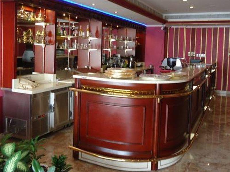 Caesar Hotel Maskat Restauracja zdjęcie